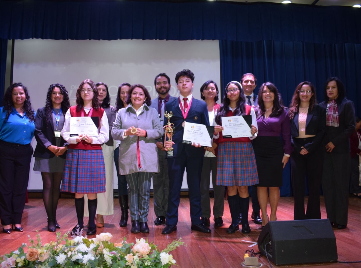 CIENCIA Y TALENTO JUVENIL EN OLIMPIADA DE QUÍMICA 