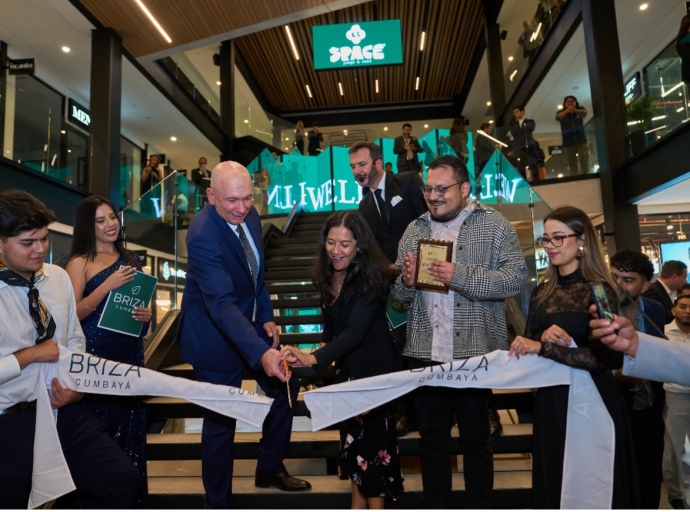 NUEVO PUNTO DE ENCUENTRO CULTURAL Y COMERCIAL