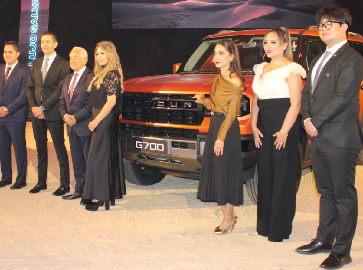 TECNOLOGÍA, SOSTENIBILIDAD Y LUJO EN UN SOLO AUTO