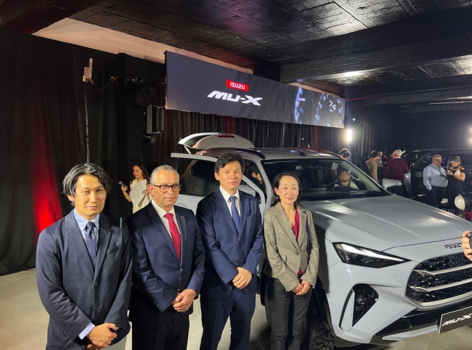 NUEVO SUV PENSADO PARA AVENTURAS FAMILIARES